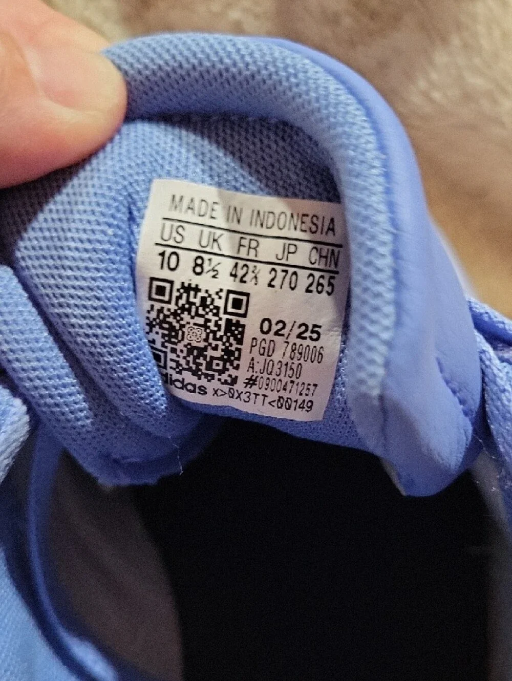 adidas Blue Suede Sneakers with Yellow Stripes - Picture 6 of 9